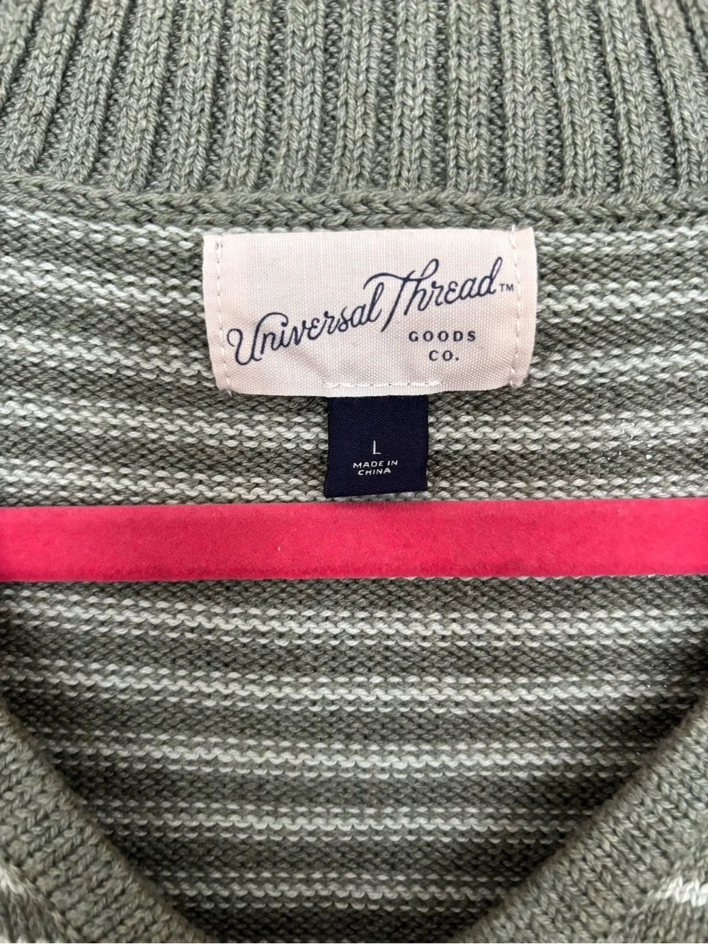 Universal Thread sweater - Picture 2 of 2